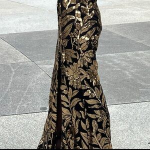 BLACK AND GOLDEN SUNFLOWER PATTERENED PROM DRESS